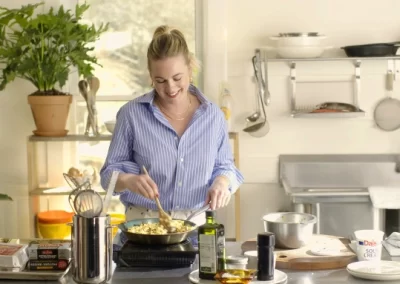 Alison Roman – (More Than) A Cooking Show